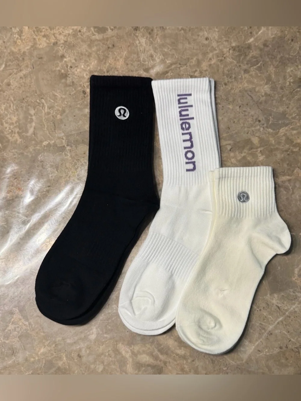 New Women’s Lululemon Athletica Socks  3 pairs Size Medium  Socks stretch